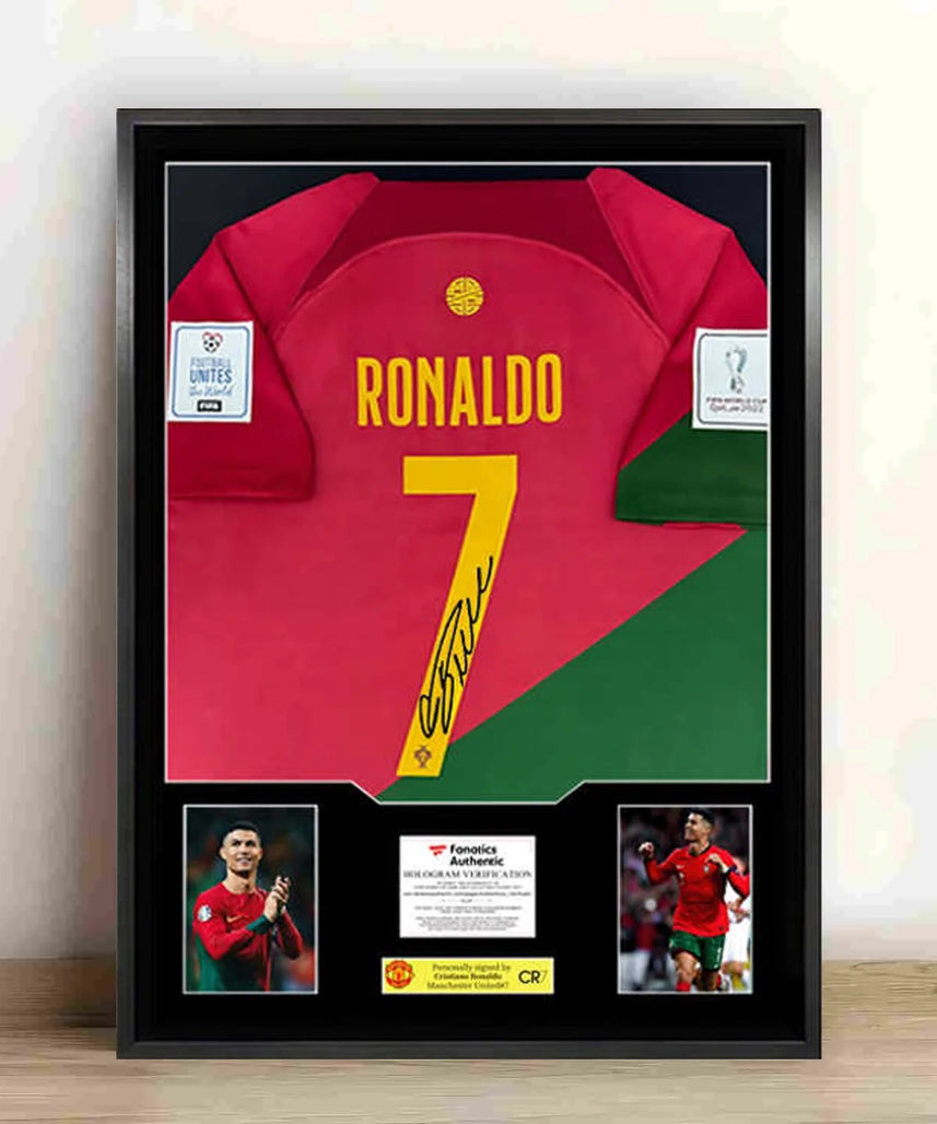 Ronaldo Portugal Gerahmtes Signiertes Trikot