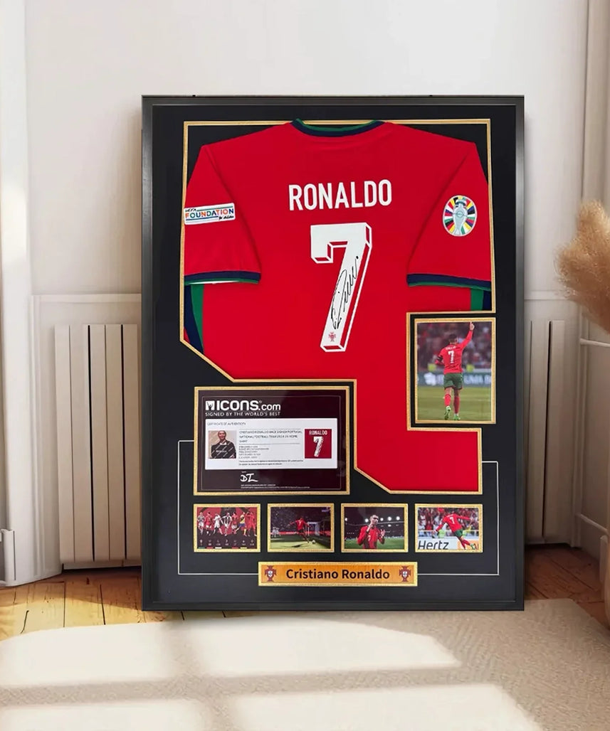 Ronaldo Portugal Gerahmtes Signiertes Trikot