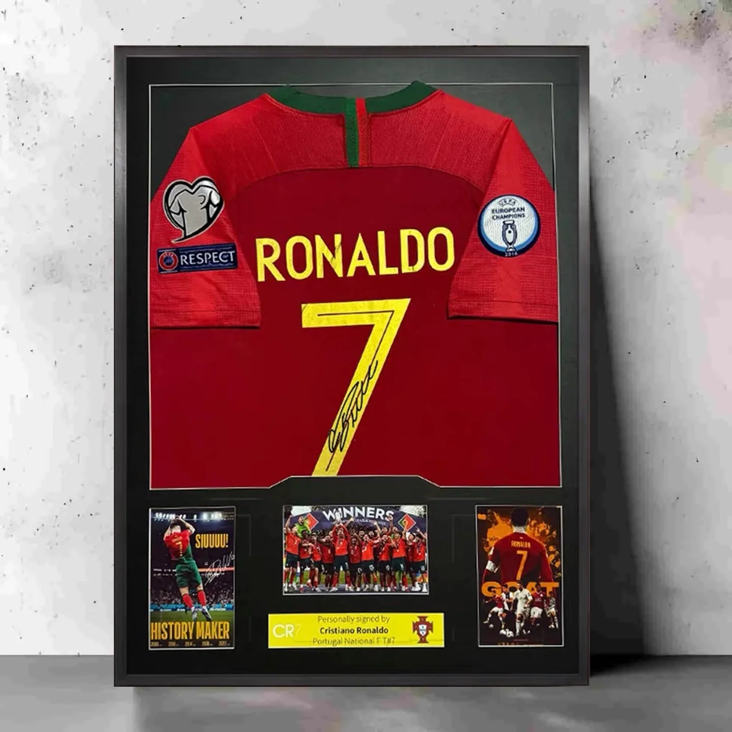 Ronaldo Portugal Gerahmtes Signiertes Trikot