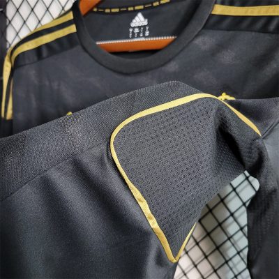 Real Madrid 11-12 Away Retro Long Sleeve
